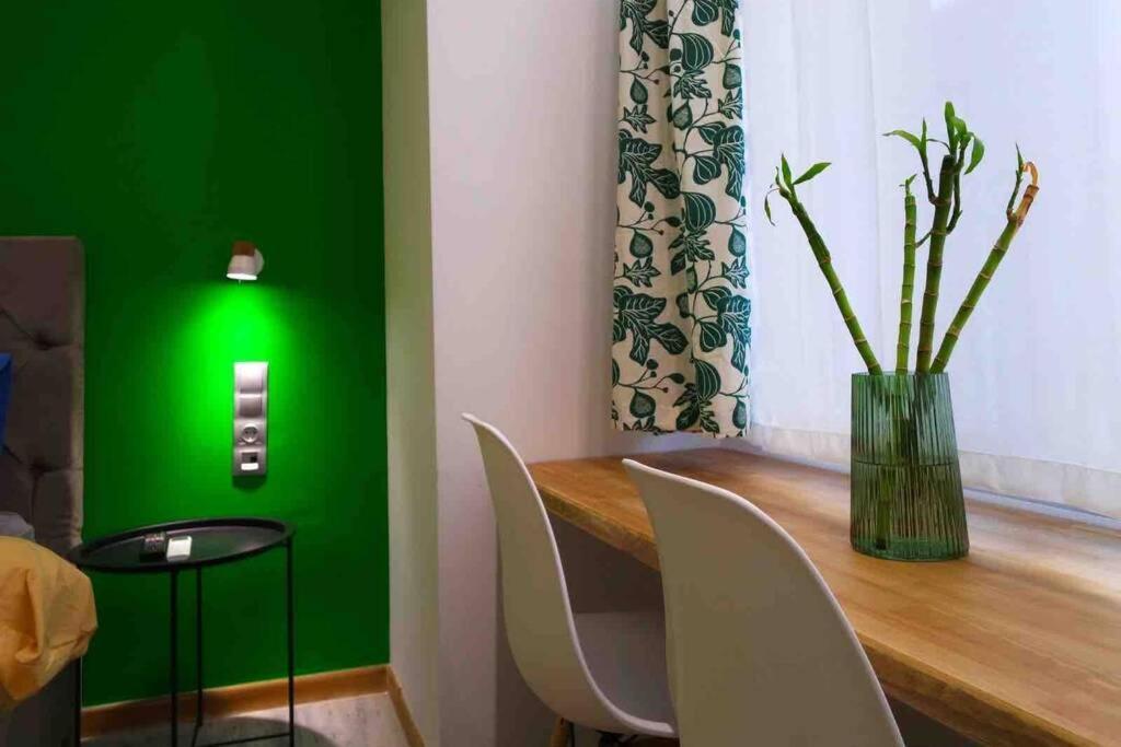 Casa Verde Di Giorgio 10 Mins Walk From Piraeus Port Luaran gambar